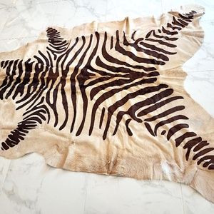 Williams Sonoma Home High End Cow Skin Rug 7 by 5 (Zebra Pattern)